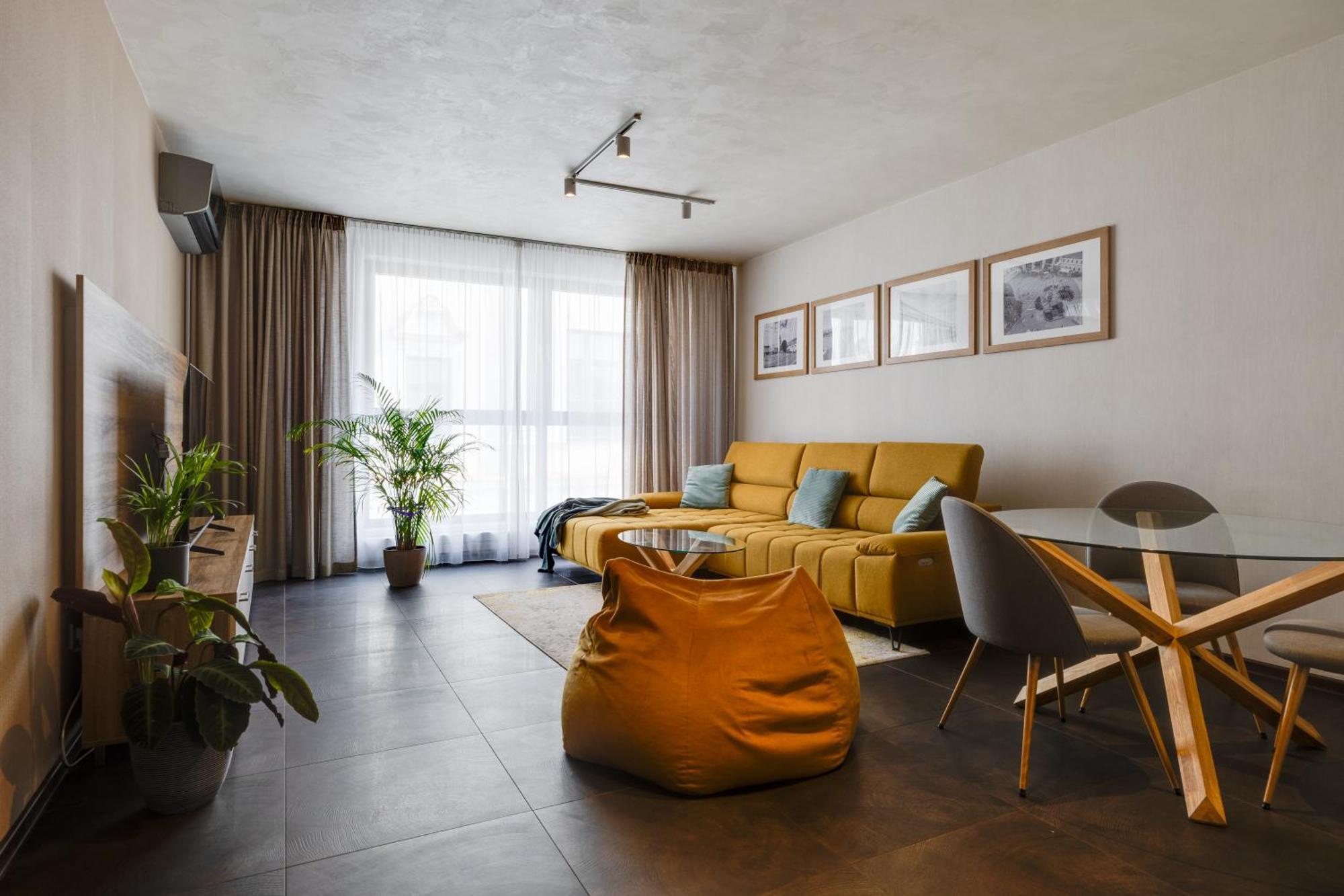 Apartman Leonardo - City Center Трнава Екстериор снимка